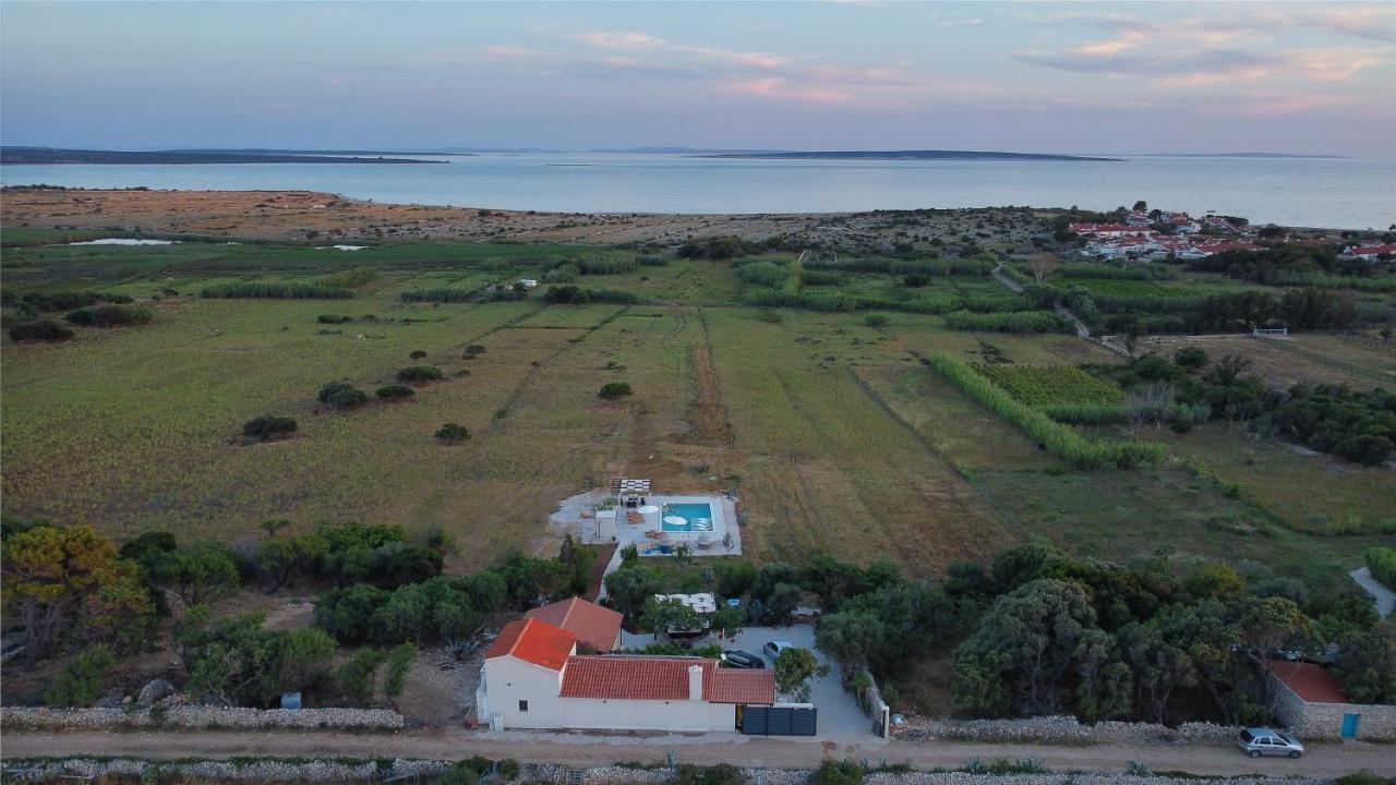 Villa Slatina Near Zrce Beach Novalja Exterior photo